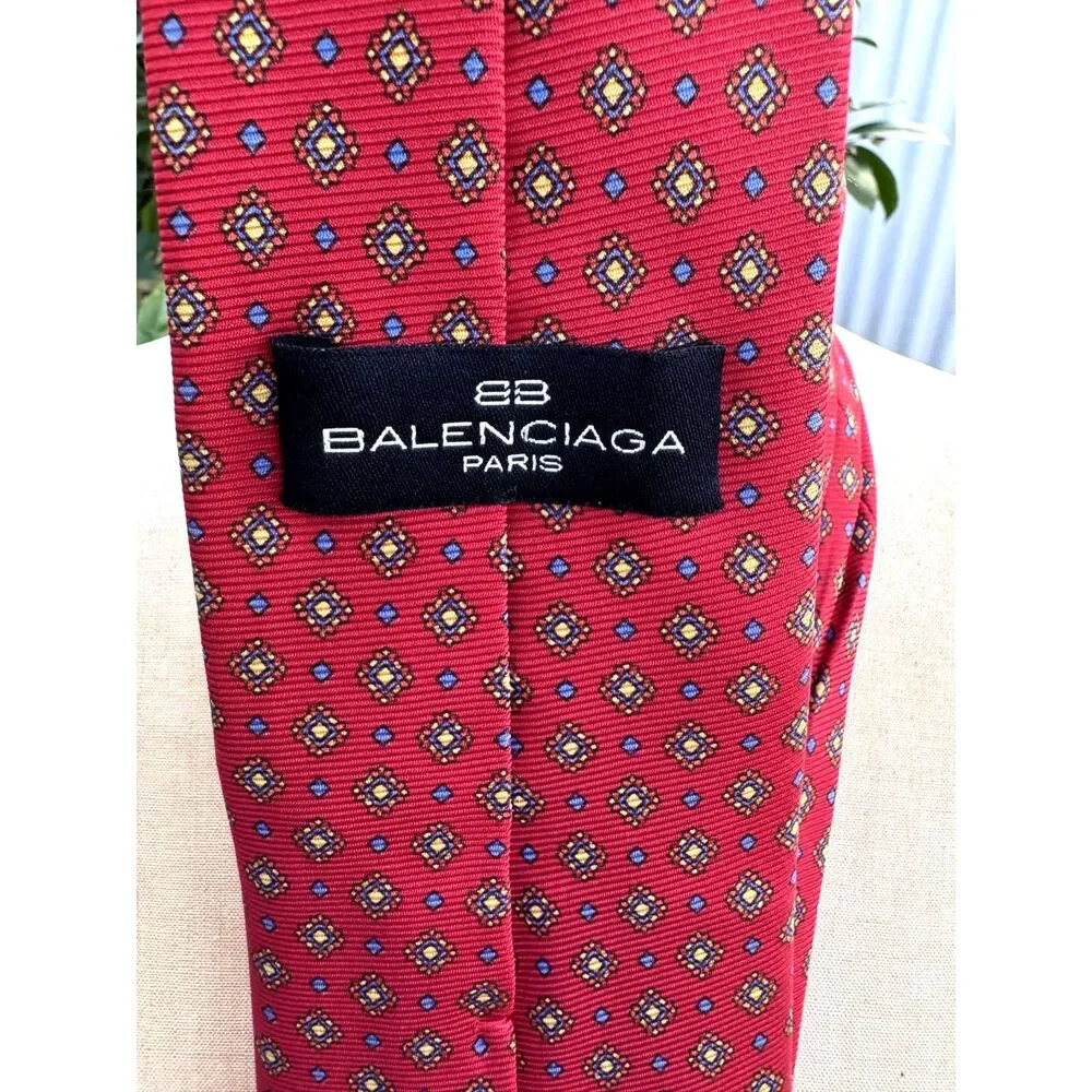 Balenciaga Red Geometric Yellow Blue Diamond 100% Silk Tie Made Italy 3.75
